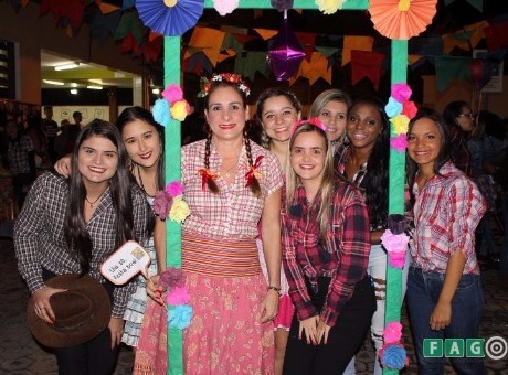 Festa Junina da Pedagogia movimenta campus da Fagoc