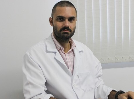 Coordenador do curso de Medicina recebe Certificação em Cirurgia do Trauma