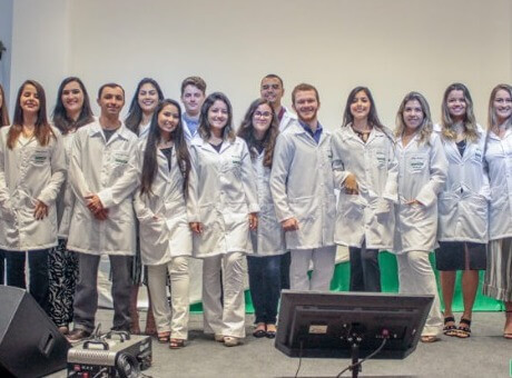 Fagoc realiza cerimônia de entrega dos jalecos para a VIII turma de Medicina