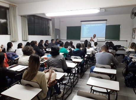 Psicologia UniFagoc promove aula especial com o tema “Saúde do Trabalhador e Acidentes de Trabalho no Município de Ubá”