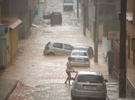Comunicado sobre reagendamento das avaliações por conta da chuva em Ubá
