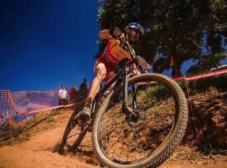 Fagoc patrocina atleta de Mountain Bike