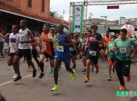 Fagoc realiza 3ª Corrida Rústica