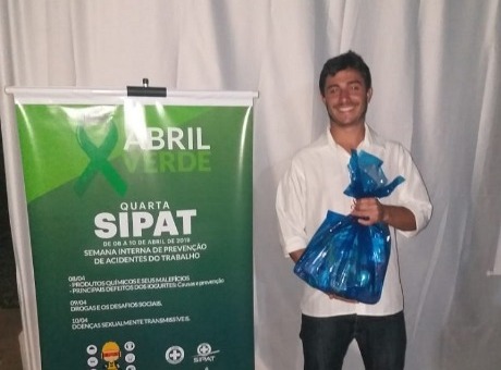 Aluno da Medicina Fagoc realiza palestra na SIPAT da Fruttbom