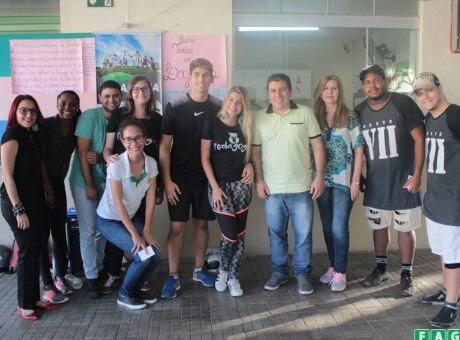 Pedagogia Fagoc participa de comemoração pelos 90 anos da Escola Estadual Raul Soares