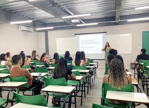 UNIFAGOC realiza aulão sobre Nutrição Clínica Ambulatorial e apresenta oportunidades e desafios da área