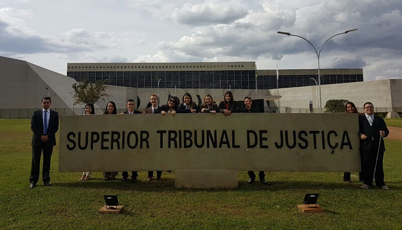 alunos direito fagoc em brasília impeachment 