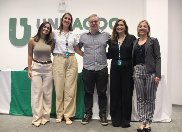 NEPIA UNIFAGOC traz mesa multidisciplinar para debater impactos do uso de telas por crianças e adolescentes