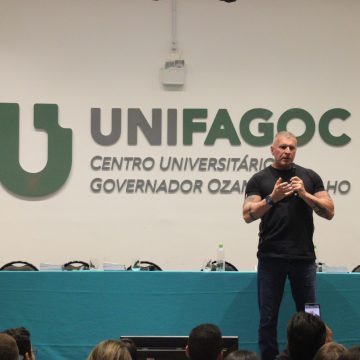 Secretário de Justiça e segurança Pública de MG ministra Aula Magna na Semana Acadêmica do Direito