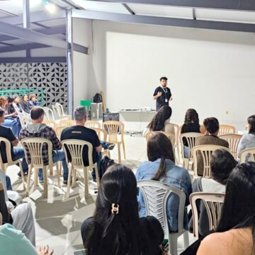 Acolhimento e respeito às diferenças é tema de roda de conversa com alunos da Pedagogia e Psicologia UNIFAGOC