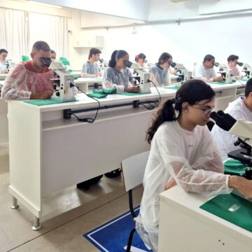 Saiba mais sobre o curso, a profissão e as vantagens de ser Farmácia UNIFAGOC