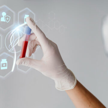 Como é a carreira em Biomedicina: salário, áreas e oportunidades