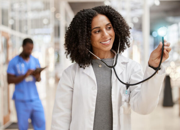 Internato x Residência Médica: qual a carga horária regulamentada de cada uma?