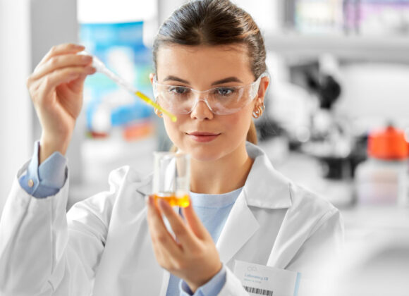 A importância do farmacêutico na pesquisa e desenvolvimento para a saúde