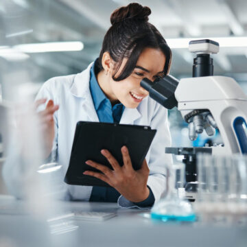 Afinal, o que faz quem se forma em Biomedicina?