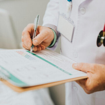 Guia da residência médica: etapas, principais provas e como se preparar