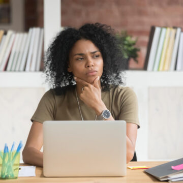 LinkedIn e Lattes: como cada um pode contribuir para sua formação acadêmica