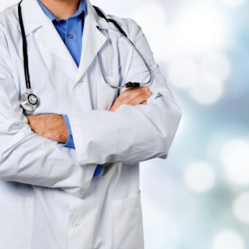 Jaleco na Medicina: segurança e postura profissional