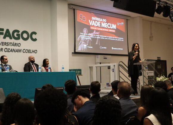 Semana Acadêmica de Direito do UNIFAGOC reúne especialistas, minicursos e homenageia alunos aprovados na OAB