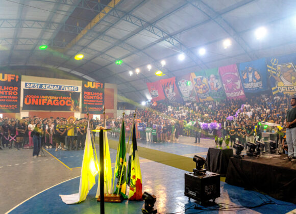 Animação e emoção marcam a abertura dos Jogos Universitários UNIFAGOC 2025