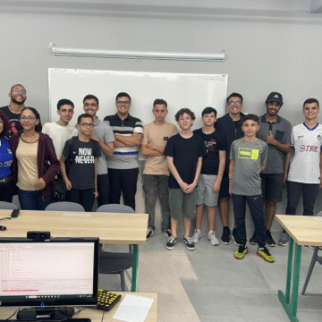 5ª Olimpíada de Programação reuniu estudantes em desafios de lógica e raciocínio computacional no UNIFAGOC