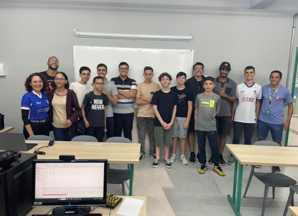 5ª Olimpíada de Programação reuniu estudantes em desafios de lógica e raciocínio computacional no UNIFAGOC