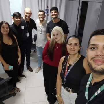 Líderes de grupos do Projeto Integrador Institucional realizam visitas às escolas acolhedoras