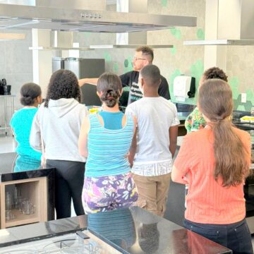 Adolescentes do CAPSi vivenciam experiência transformadora no UNIFAGOC