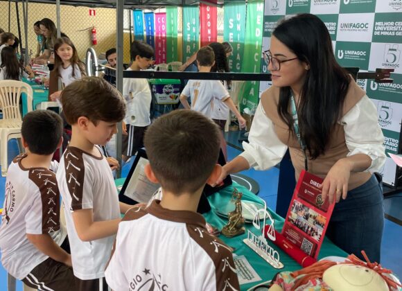 UNIFAGOC participa da Feira de Profissões do Colégio Carmo, em Viçosa