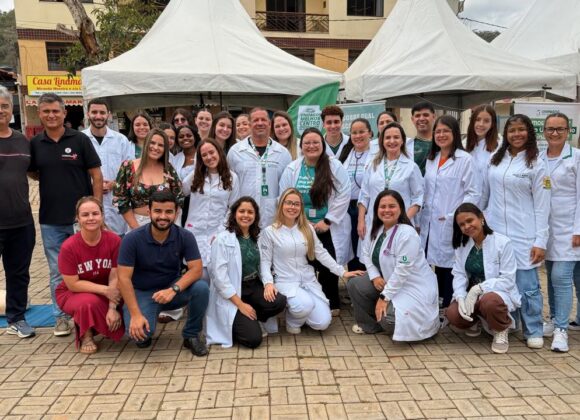 Enfermagem UNIFAGOC leva cuidado e saúde à população em Feira de Saúde em Senador Firmino