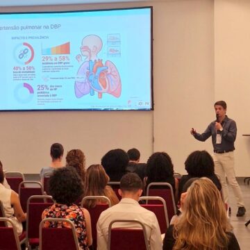 Professor da Fisioterapia UNIFAGOC participa como palestrante em simpósio da Sociedade Mineira de Cardiologia e ASSOBRAFIR