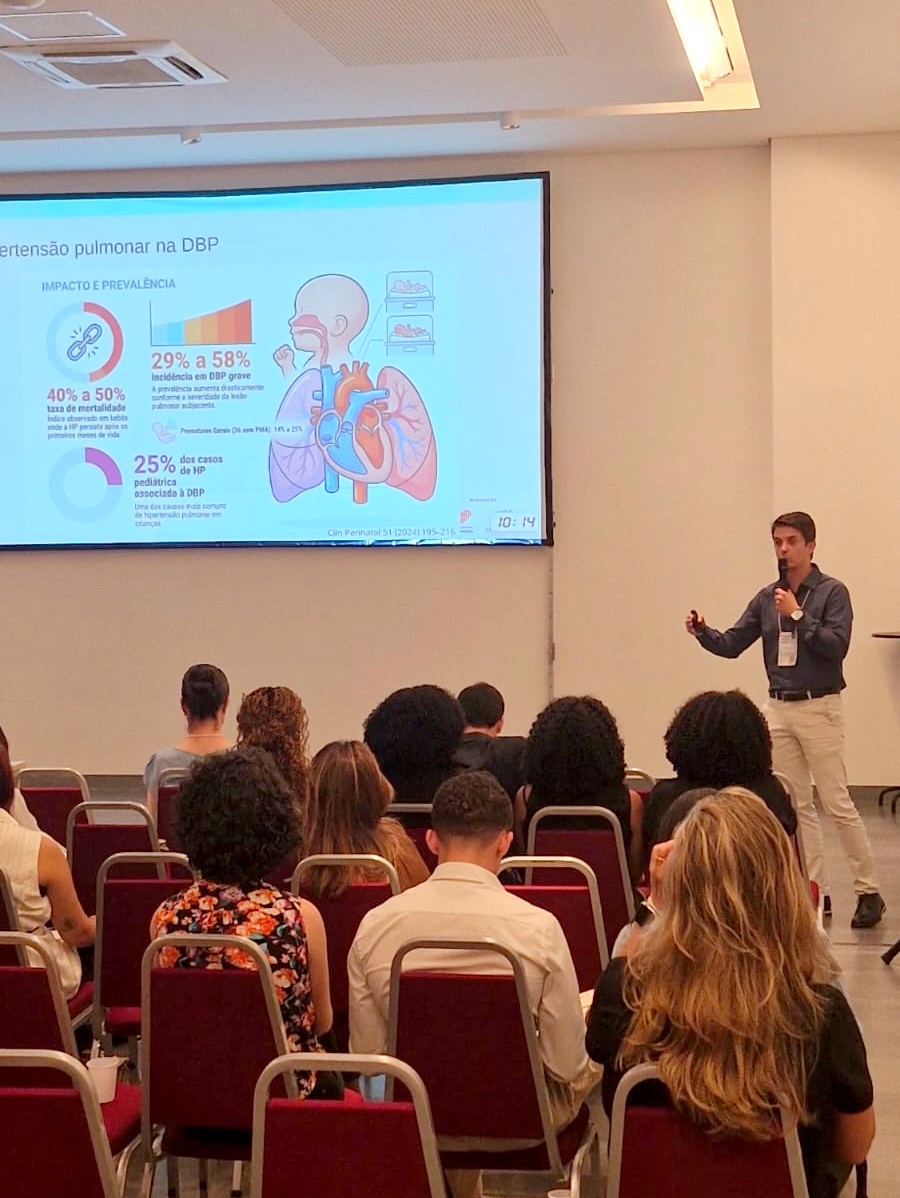 Professor da Fisioterapia UNIFAGOC participa como palestrante em simpósio da Sociedade Mineira de Cardiologia e ASSOBRAFIR