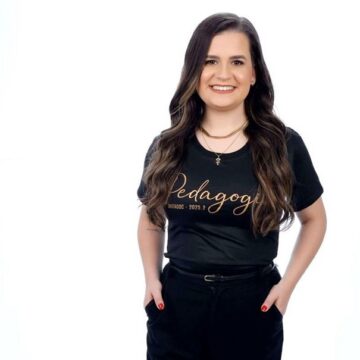 Trajetória em destaque: egressa da Pedagogia UNIFAGOC é aprovada em concurso público e processo seletivo ainda na graduação