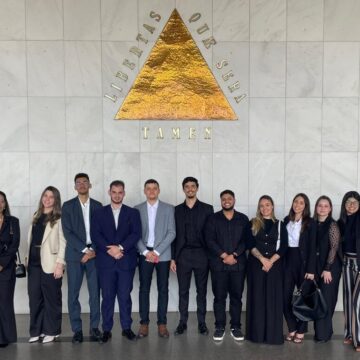 Alunos de Direito do UNIFAGOC participam de visita técnica a instituições jurídicas em Belo Horizonte