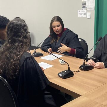Alunos de Direito do UNIFAGOC participam de primeira experiência com audiências simuladas no NPJ