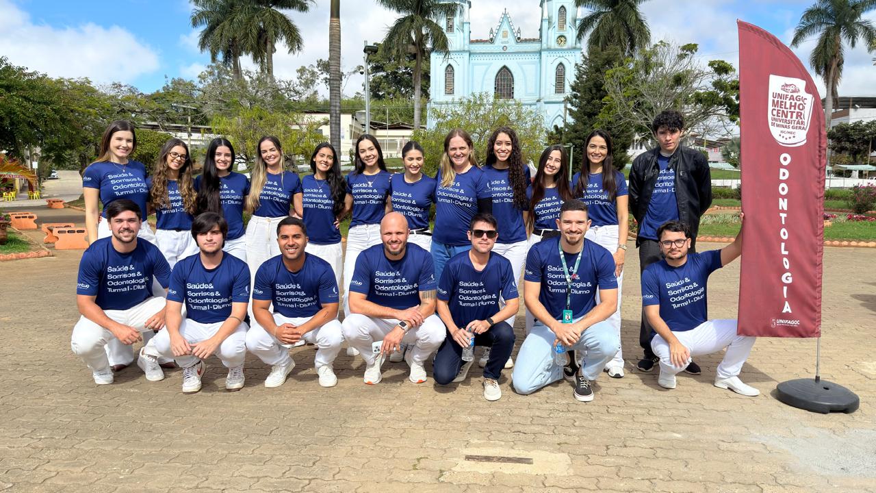 Projeto interdisciplinar de Odontologia leva orientações sobre saúde bucal à população de Divinésia