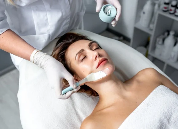 Graduação em Estética e Cosmética: o que muda na prática para quem tem diploma