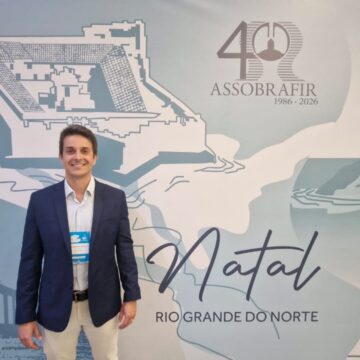Professor do UNIFAGOC participa de simpósio nacional de Fisioterapia Respiratória, Cardiovascular e Terapia Intensiva