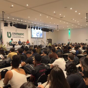 Gestão na Prática reúne estudantes de Administração e Ciências Contábeis para discutir desafios do mercado