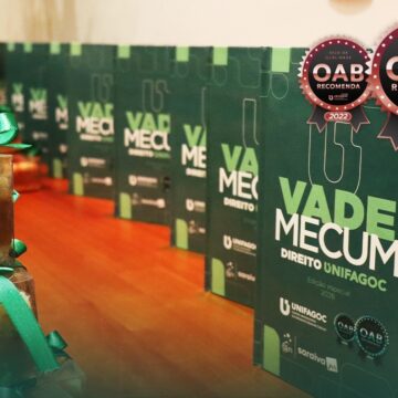 UNIFAGOC realiza cerimônia inédita de entrega do Vade Mecum para estudantes de Direito