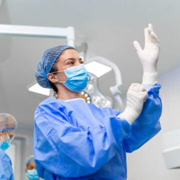 Dentista pode fazer cirurgia? Conheça a graduação em Odontologia e a atuação do cirurgião-dentista