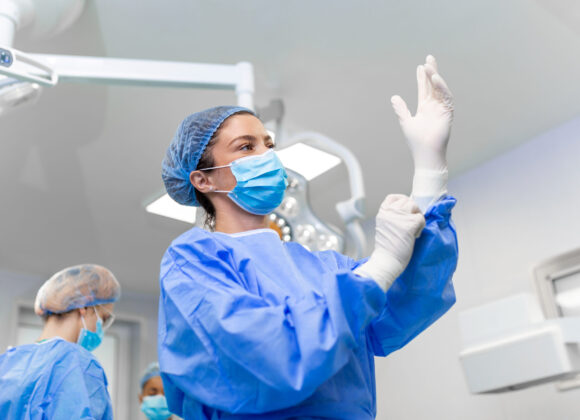 Dentista pode fazer cirurgia? Conheça a graduação em Odontologia e a atuação do cirurgião-dentista